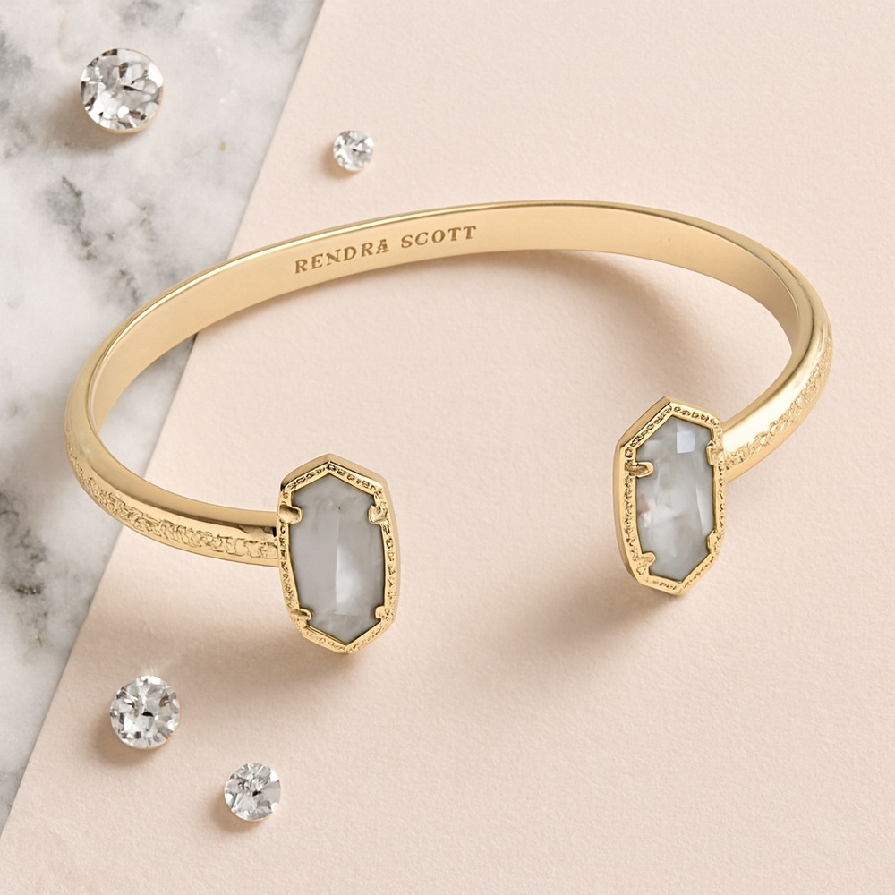 Kendra Scott Elton Gold Cuff Bracelet in Mother of Pearl